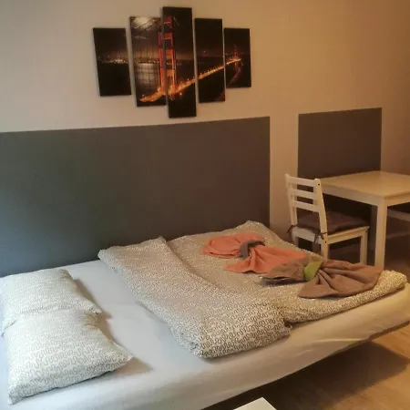 4 You Szewska Apartment